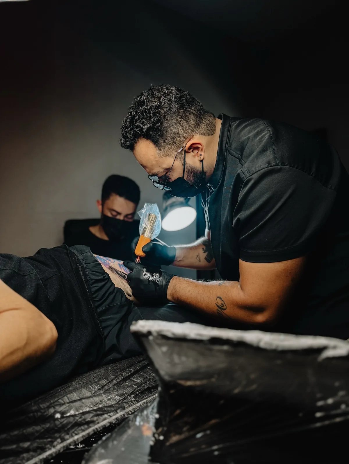 Sala de atendimento do Wedson no WM Tattoo Studio